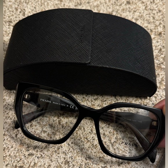 New with case Prada Glasses - Picture 3 of 8